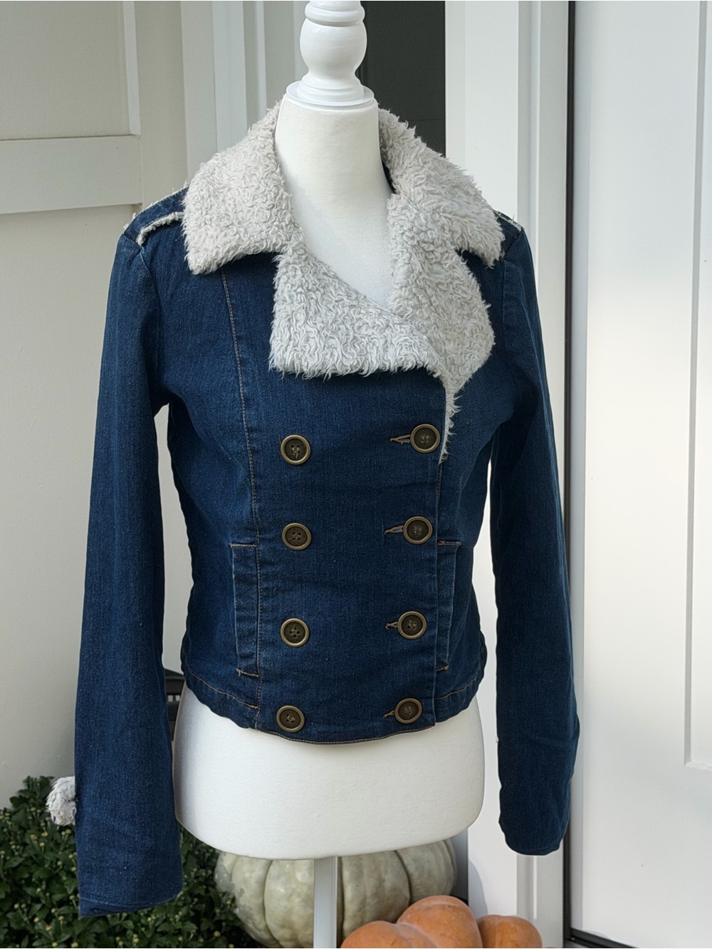 Vintage 2000’s Forever 21 Faux Shearling Collar Denim Peacoat Jacket